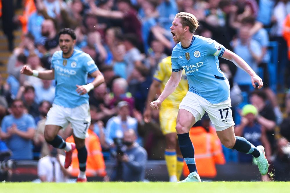 手和裁判的 手和裁判的